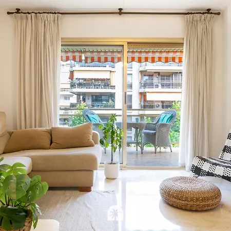 Mediterranean Way - Center Apartment